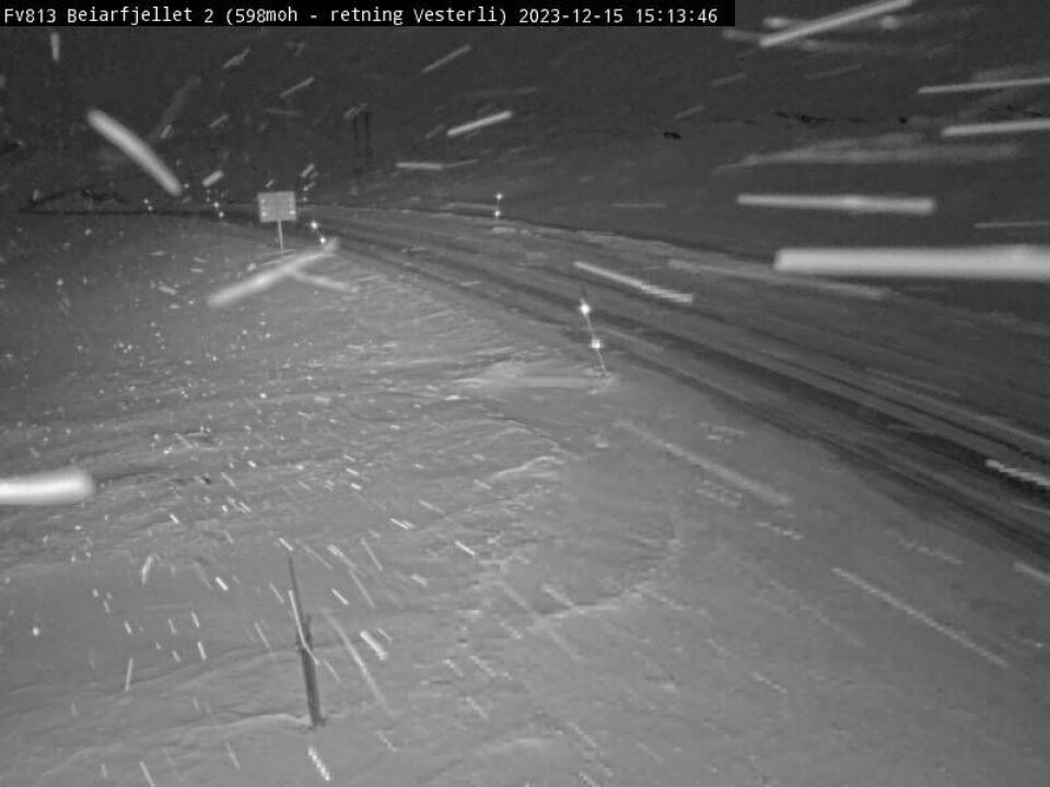 Snø og vind på Beiarfjellet fredag ettermiddag. Snø og vind på Beiarfjellet fredag ettermiddag. Foto: Statens vegvesen webkamera