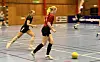 FAVORITTER. Marthe Testad og resten av FC Savage åpnet med 9-0 i første kamp. Oda Bangfil scoret fire av målene for de flere ganger tidligere vinnerne av X-mas cup. Foto: Espen Johansen