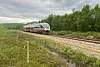 TAR TID Å UTREDE: Saken om forlengelse av jernbanesporet fra Fauske til Tromsø tar tid å utrede. Her ser du et SJ-tog på tur fra Bodø mot Fauske. Foto: Kenneth Strømsvåg