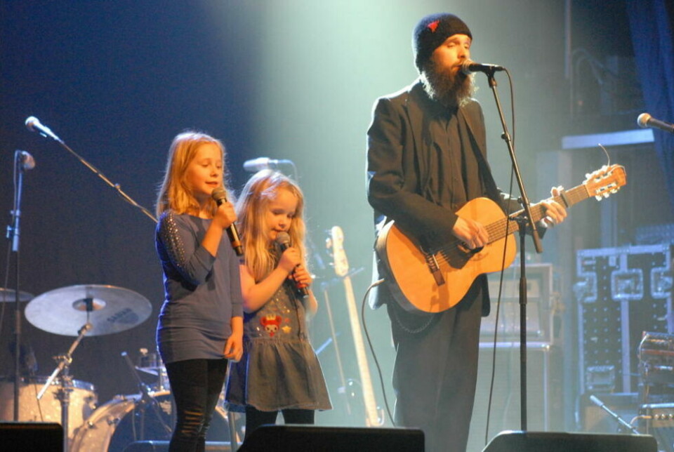 SPILLER FOR UNGE OG VOKSNE. Torsdag kommer Erling Ramskjell til Fauske rockeklubb for å spille hele to konserter. SPILLER FOR UNGE OG VOKSNE. Torsdag kommer Erling Ramskjell til Fauske rockeklubb for å spille hele to konserter. Foto: Maria Trondsen