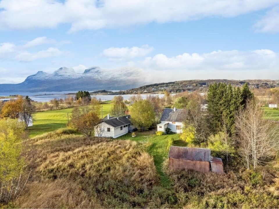 STOR TOMT. Det var hele 80 mål med tomt som fulgte med rekordkjøpet i Valnesfjord STOR TOMT. Det var hele 80 mål med tomt som fulgte med rekordkjøpet i Valnesfjord Foto: EiendomsMegler1