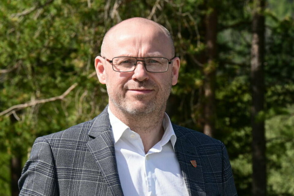 HOLDER SEG TIL PLANEN. Kommunedirektør Stein Ole Bauer-Rørvik forklarer at Saltdal kommune forholder seg til vedtatt detaljreguleringsplan, men at kommunen vil løpende vurdere situasjonen i framtiden. HOLDER SEG TIL PLANEN. Kommunedirektør Stein Ole Bauer-Rørvik forklarer at Saltdal kommune forholder seg til vedtatt detaljreguleringsplan, men at kommunen vil løpende vurdere situasjonen i framtiden. Foto: Lise Ailin Rosvoll Berntzen