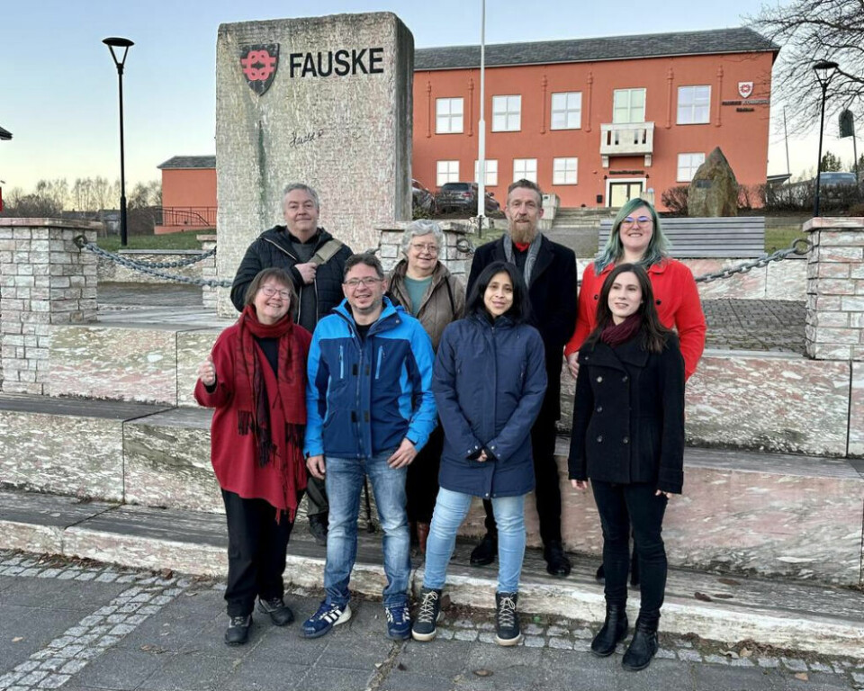 PÅ LISTA. Bakerst fra venstre: Gard Wiik Hurum, Gerd-Astrid Flenstad, Kjetil Sørbotten og Siri-Ann Dønnestad. Foran fra venstre: Anne Godding, Adnan Nakawa, Cecilie Thorsen og Maiken Katrin Brekke. To ungdommer kunne desverre ikke møte pga andre aktiviteter: Tor Arne Ødegaard Hanssen og Mikael André Mosti Skar. PÅ LISTA. Bakerst fra venstre: Gard Wiik Hurum, Gerd-Astrid Flenstad, Kjetil Sørbotten og Siri-Ann Dønnestad. Foran fra venstre: Anne Godding, Adnan Nakawa, Cecilie Thorsen og Maiken Katrin Brekke. To ungdommer kunne desverre ikke møte pga andre aktiviteter: Tor Arne Ødegaard Hanssen og Mikael André Mosti Skar. Foto: Rødt Fauske