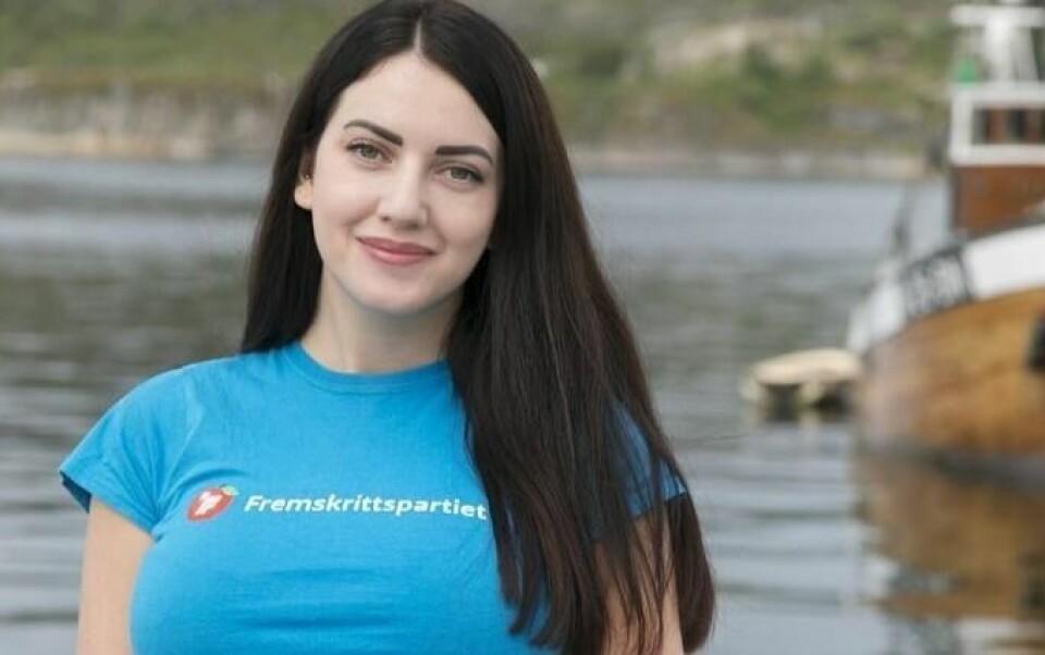 - PÅ TIDE. Kassandra Petsa håper å få formannskapet i Fauske med seg på å søke Stasforvalteren om at Coop Prix Sulitjelma får dispensasjon fra loven om helligdager og søndager. - Det vil bety enormt mye for at Sulitjelma fortsatt ville kunne ha en egen butikk, sier hun. - PÅ TIDE. Kassandra Petsa håper å få formannskapet i Fauske med seg på å søke Stasforvalteren om at Coop Prix Sulitjelma får dispensasjon fra loven om helligdager og søndager. - Det vil bety enormt mye for at Sulitjelma fortsatt ville kunne ha en egen butikk, sier hun. Foto: Frp