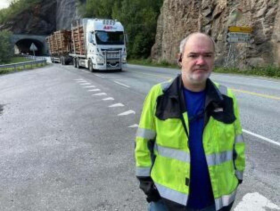 Ny tunnel-ulykke skremmer yrkessjåfør-organisasjon: Tungbilsjåfør vil ha 60-grense i tunnelene på E6 gjennom Sørfold