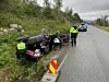 TIL SYKEHUS. To personer ble fraktet bort med redningshelikopter etter ulykken. Foto: Frank Øvrewall
