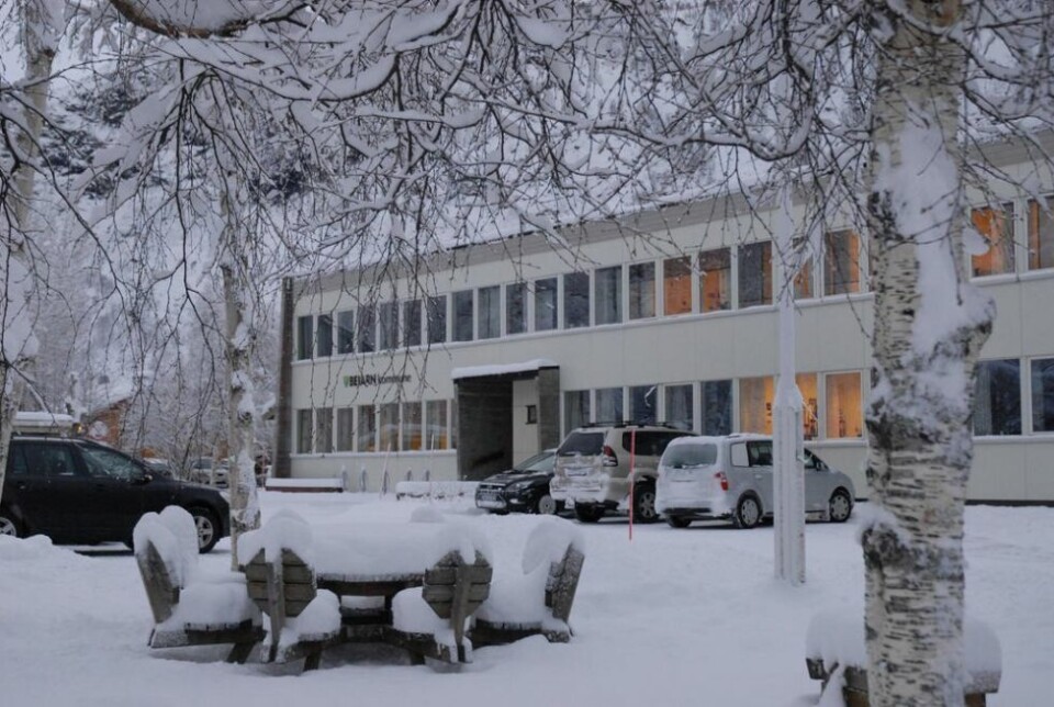 UTEN NETT. innbyggere bes om å melde seg ved rådhuset eller sykehjemmet hvis det oppstår behov for helsehjelp eller annen nødhjelp. UTEN NETT. innbyggere bes om å melde seg ved rådhuset eller sykehjemmet hvis det oppstår behov for helsehjelp eller annen nødhjelp. Foto: Arkiv/Maria Trondsen