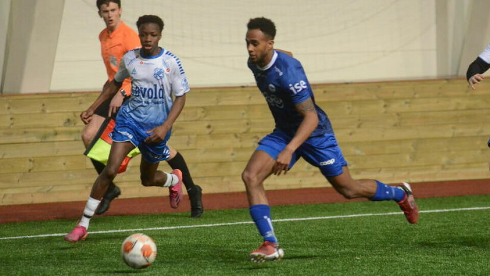 DOBBEL. Donat Tsegay scoret begge Sprint sine mål i første omgnag da det ble 4-0 mot Brønnøysund lørdag. Rosdag venter Bossmo & Ytteren. Bildet er fra en kamp mot Junkeren 2. DOBBEL. Donat Tsegay scoret begge Sprint sine mål i første omgnag da det ble 4-0 mot Brønnøysund lørdag. Rosdag venter Bossmo & Ytteren. Bildet er fra en kamp mot Junkeren 2. Foto: Espen Johansen