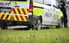 FØRSTEHJELP. Politiet var først på stedet og startet med førstehjelp. Ambulansen var på stedet få minutter etter dette. Foto: Lise Berntzen