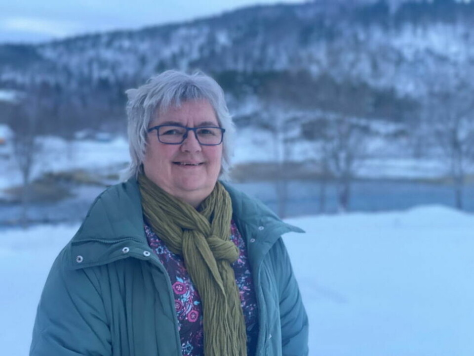 HJERTESAK. Katrin Elvebakk (61) er varaordfører i Sørfold og hovedtillitsvalgt i Fagforbundet i kommunen. Tidligere arbeidet hun som hjelpepleier på sykehjemmet i Røsvik, og ivrer for at de to institusjonene skal bli én. HJERTESAK. Katrin Elvebakk (61) er varaordfører i Sørfold og hovedtillitsvalgt i Fagforbundet i kommunen. Tidligere arbeidet hun som hjelpepleier på sykehjemmet i Røsvik, og ivrer for at de to institusjonene skal bli én. Foto: Eva S. Winther