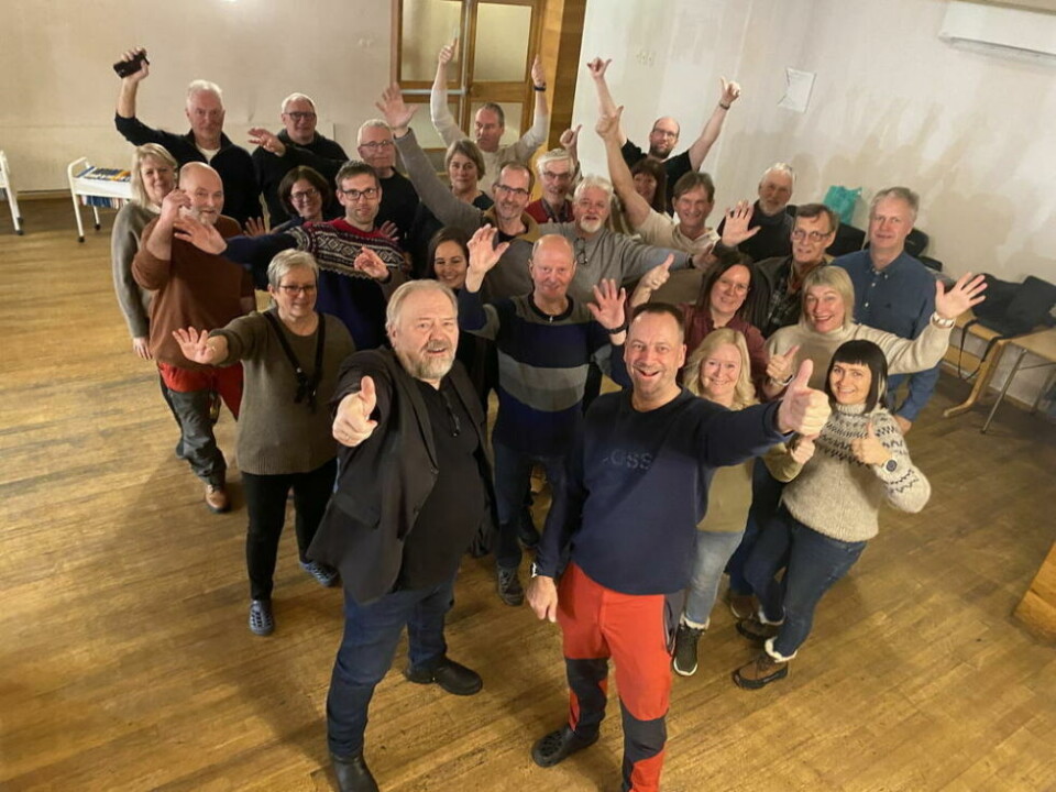 99 ÅR. 24. februar fyller Sulitjlema musikkorps 100 år og feirer med jubileumskonsert i Fauske idrettshall. Vokalist Åge Sten Nilsen og et særdeles kompetent band skal sammen med korpset spille musikk av Queen - og litt annet for publikum og en rekke inviterte gjester som har hatt betydning for dem gjennom årene. 99 ÅR. 24. februar fyller Sulitjlema musikkorps 100 år og feirer med jubileumskonsert i Fauske idrettshall. Vokalist Åge Sten Nilsen og et særdeles kompetent band skal sammen med korpset spille musikk av Queen - og litt annet for publikum og en rekke inviterte gjester som har hatt betydning for dem gjennom årene. Foto: Linn N. Godtfredsen