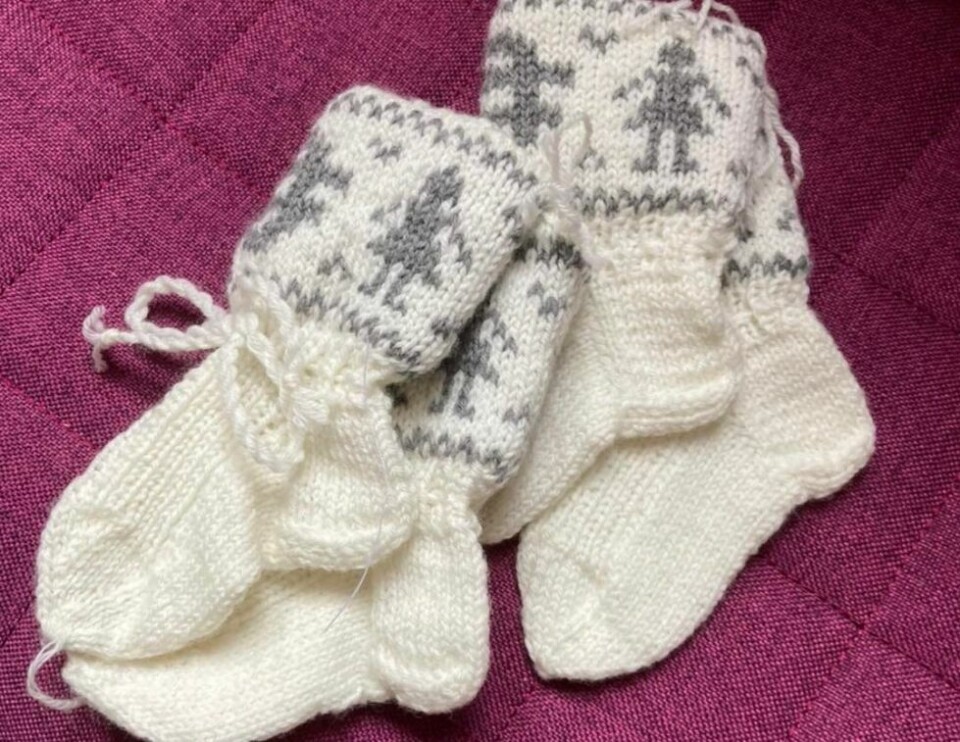 GAVE. Er du eller noen du kjenner en reser med strikkepinner? Da vil Fauske husflidslag komme i kontakt med dere. GAVE. Er du eller noen du kjenner en reser med strikkepinner? Da vil Fauske husflidslag komme i kontakt med dere. Foto: Fauske husflidslag