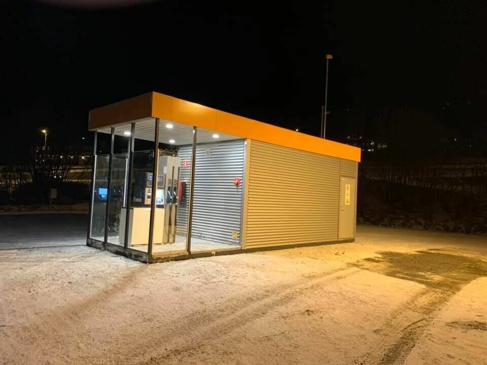 NY. Fram til onsdag var det kun mulig å fylle diesel hos Ess Partner i Kleiva. Nå har de fått bensing også, og doblet pumpekapasiteten. NY. Fram til onsdag var det kun mulig å fylle diesel hos Ess Partner i Kleiva. Nå har de fått bensing også, og doblet pumpekapasiteten. Foto: Ess Partner