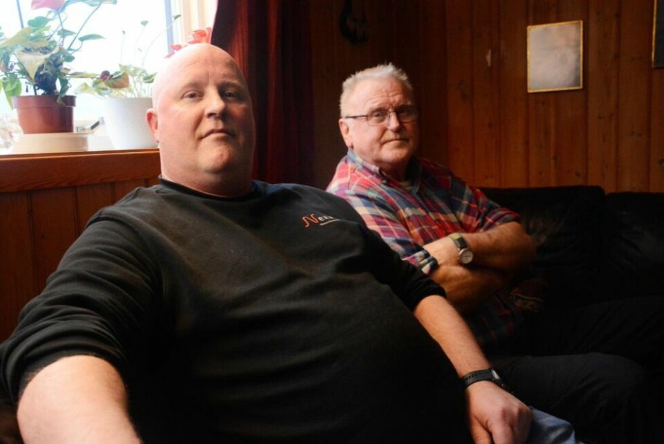 SKUFFET. Birger Andreassen og pappa Viggo Andreassen sier de aldri hadde trodd at de skulle sitte med følelsen av å være lurt trill rundt av entreprenøren PK Strøm. - Følelsen av å bli brukt for noens økonomiske gevinst, er veldig skuffende, sier de to åpenhjertig. SKUFFET. Birger Andreassen og pappa Viggo Andreassen sier de aldri hadde trodd at de skulle sitte med følelsen av å være lurt trill rundt av entreprenøren PK Strøm. - Følelsen av å bli brukt for noens økonomiske gevinst, er veldig skuffende, sier de to åpenhjertig. Foto: Helge Simonsen
