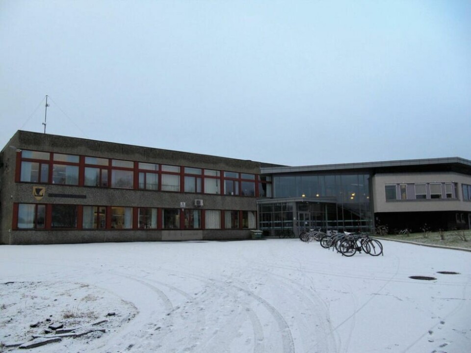 AVLYSER. Det blir ingen skriftlig eksamen ved noen av de videregående skolene eller 10. klassene i landet til våren. AVLYSER. Det blir ingen skriftlig eksamen ved noen av de videregående skolene eller 10. klassene i landet til våren. Foto: Synnøve H. Svendsen