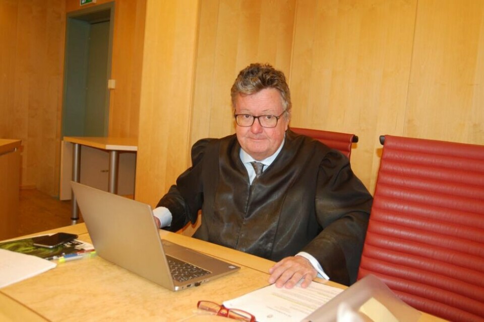 Forsvarer, advokat Tor Haug, sier at mannen ikke erkjenner straffeskyld. Forsvarer, advokat Tor Haug, sier at mannen ikke erkjenner straffeskyld.