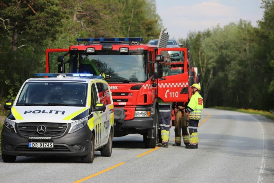 Nødetatene på plass etter ulykken på rv80 ved Kistrand. Nødetatene på plass etter ulykken på rv80 ved Kistrand. Foto: Lise Ailin Rosvoll Berntzen