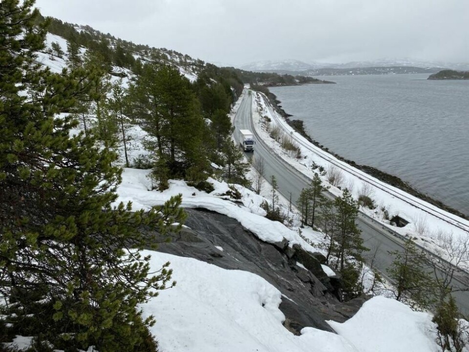 VIL SIKRE. Fire firma har gitt tilbud på sikring av den skredutsatte strekningen ved Ytterkleiva på riksvet 80 i Fauske kommune. VIL SIKRE. Fire firma har gitt tilbud på sikring av den skredutsatte strekningen ved Ytterkleiva på riksvet 80 i Fauske kommune. Foto: Finn Sverre Daniel Karlsen/Statens vegvesen
