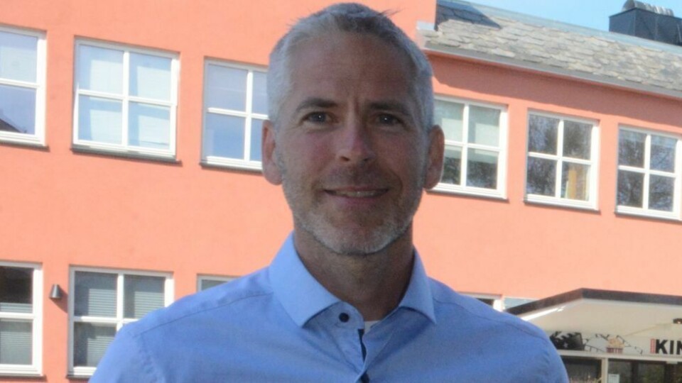 HELDIGE. - Vi har vært så heldige å¨få en av forfatterne av boka 'Se barnet/eleven innefra' til fagdagen, forteller enhetsleder for barne- og familieenheten i Fauske kommune, Tom Erik Holteng. HELDIGE. - Vi har vært så heldige å¨få en av forfatterne av boka 'Se barnet/eleven innefra' til fagdagen, forteller enhetsleder for barne- og familieenheten i Fauske kommune, Tom Erik Holteng.