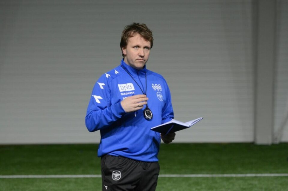 ETT ÅR TIL. Tom Erik Lund har forlenget med Fauske/Sprint og trener laget også i 2020, en sesong der klubben har gode muligheter til å endelig rykke opp. - Mye skal gjøres først, men vi har som mål å være i teten, sier Lund. ETT ÅR TIL. Tom Erik Lund har forlenget med Fauske/Sprint og trener laget også i 2020, en sesong der klubben har gode muligheter til å endelig rykke opp. - Mye skal gjøres først, men vi har som mål å være i teten, sier Lund. Foto: Espen Johansen