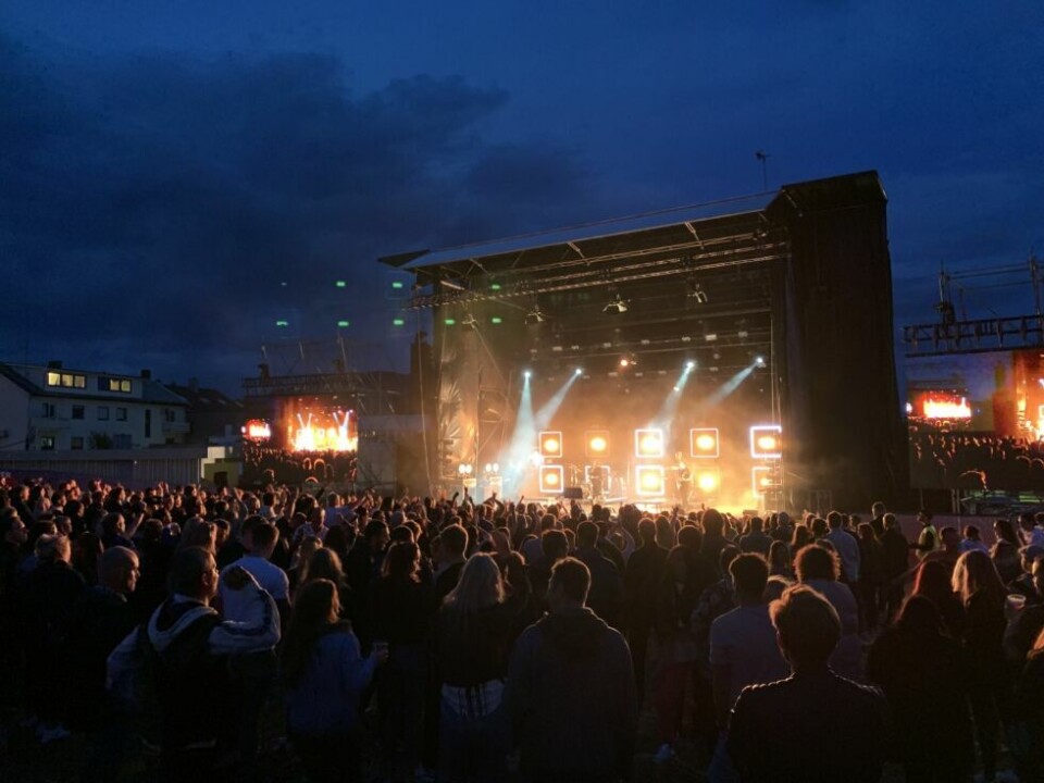 Folkehav. Dagny avsluttet årets Gatafestival med mye energi og skikkelig feelgood-stemning. Folkehav. Dagny avsluttet årets Gatafestival med mye energi og skikkelig feelgood-stemning. Foto: Adelina Grønnslett