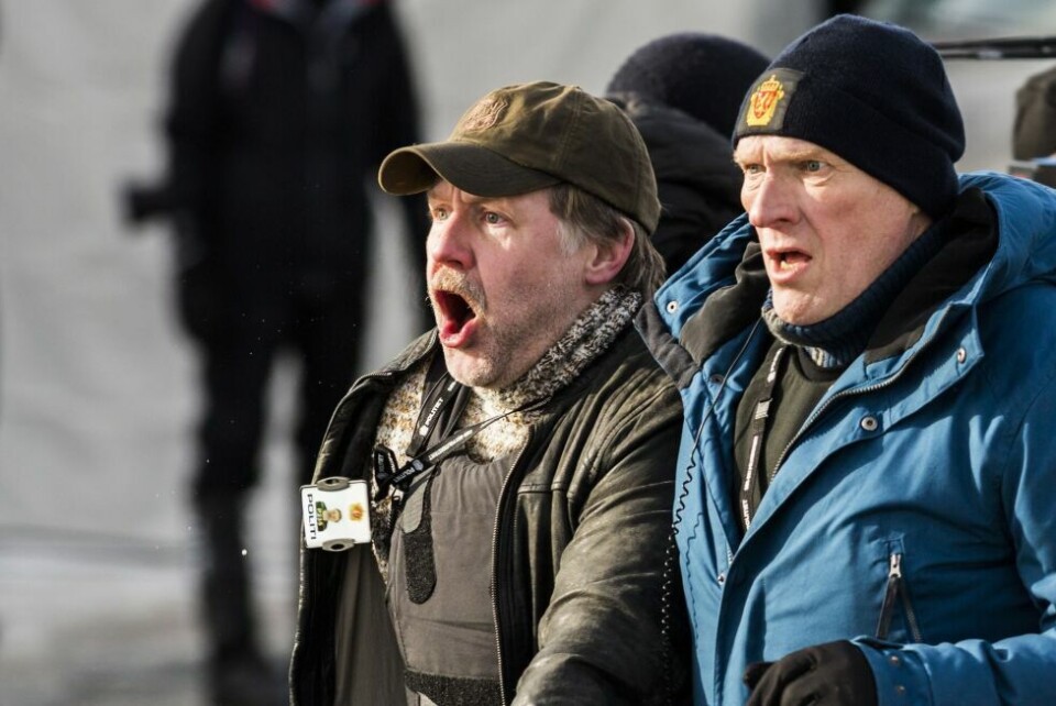 Mads Ousdal (t.v.) og Sven Nordin spiller begge i serien om etterforsker Wisting. Mads Ousdal (t.v.) og Sven Nordin spiller begge i serien om etterforsker Wisting.