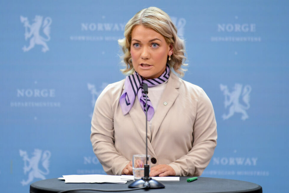 ENIGHET. Landbruks- og matminister Sandra Borch (Sp) under pressekonferensen om jordbruksoppgjøret for 2023 i regjeringskvartalet i Oslo. ENIGHET. Landbruks- og matminister Sandra Borch (Sp) under pressekonferensen om jordbruksoppgjøret for 2023 i regjeringskvartalet i Oslo. Foto: Annika Byrde / NTB