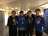 STERK INNSATS. Juniorguttene til Fauske svømmeklubb vant 4x50 meter lag medley stafett med tiden 1,51,73. Fra venstre Simen Engan (rygg), Loke Rene Andersson Øvrevold (bryst), Mathias Martinussen (butterfly) og Sverre Jakobsen (fri). Foto: Fauske svømmeklubb