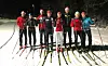 TRENING. Fauske IL, og en løper fra IL Vinger, hadde skitrening med tidligere verdensmester i skiskyting Alexander Os i Klungsetmarka mandag. Fra venstre Lasse Larsen, Eline Bentsen, Kristian Amundsen, Petter Grahn Wangberg, Marie Risvoll Amundsen, Alexander Os, Marte Alstad-Larsen og Ingrid Mathisen. Foto: Fauske IL ski.