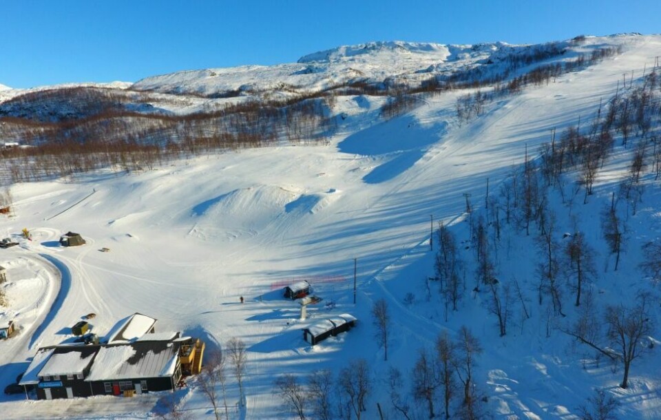 NATURLIG. Ottar Skjellhaug (Ap) mener det er naturlig at utbyggere av hyttetomter i Daja bidrar til utvikling av alpinanlegget. Nå vil han undersøke om kommunen kan kreve dette. NATURLIG. Ottar Skjellhaug (Ap) mener det er naturlig at utbyggere av hyttetomter i Daja bidrar til utvikling av alpinanlegget. Nå vil han undersøke om kommunen kan kreve dette. Foto: Espen Johansen