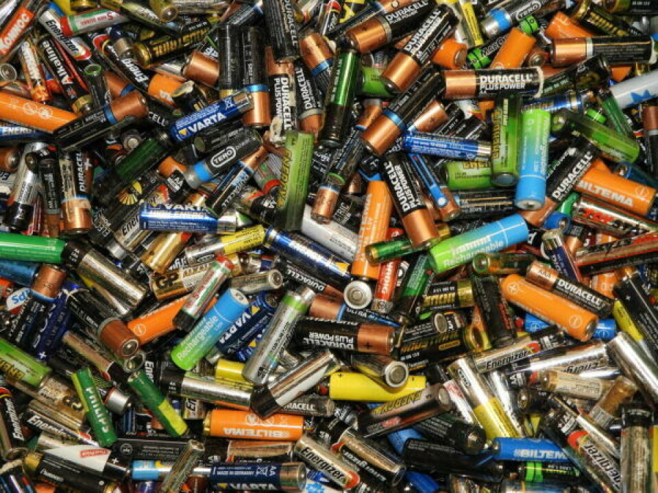 STORE MENGDER. Det blir store mengder batteri når en ivrig klasse setter i gang i en nasjonal konkurransen. I hele Norge ble det samlet inn 138 tonn! STORE MENGDER. Det blir store mengder batteri når en ivrig klasse setter i gang i en nasjonal konkurransen. I hele Norge ble det samlet inn 138 tonn! Foto: Sverre Breivik
