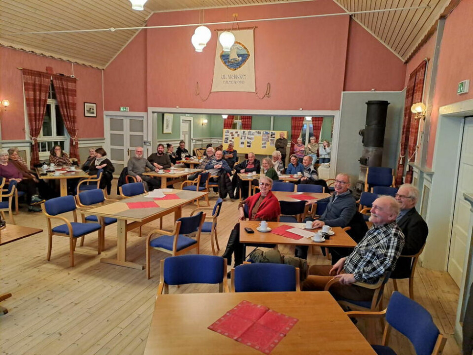 FREMTIDEN. Det var god stemning på Fellesheimen i Valnesfjord. Folkemøtet ble godt mottatt og flere meldte seg til dyst for bygdas storstue. FREMTIDEN. Det var god stemning på Fellesheimen i Valnesfjord. Folkemøtet ble godt mottatt og flere meldte seg til dyst for bygdas storstue. Foto: Karl Martin Johansen