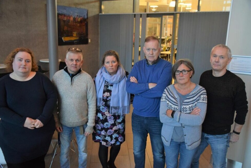 VIL BEHOLDE TILBUDET. De tillitsvalgte ved Fauske videregående skole har mange bekymringer rundt forslaget til kutt i skoletilbudet. Fra venstre Ingeborg Haugen (Lektorlaget), Harold Jensen (Fagforbundet), Mariell Hansen Stifjell (Delta), Jan Martin Svendsen (Nito), Rita Unosen (Utdanningsforbundet) og Vidar Larsen (Skolenes landsforbund). VIL BEHOLDE TILBUDET. De tillitsvalgte ved Fauske videregående skole har mange bekymringer rundt forslaget til kutt i skoletilbudet. Fra venstre Ingeborg Haugen (Lektorlaget), Harold Jensen (Fagforbundet), Mariell Hansen Stifjell (Delta), Jan Martin Svendsen (Nito), Rita Unosen (Utdanningsforbundet) og Vidar Larsen (Skolenes landsforbund). Foto: Eva S. Winther