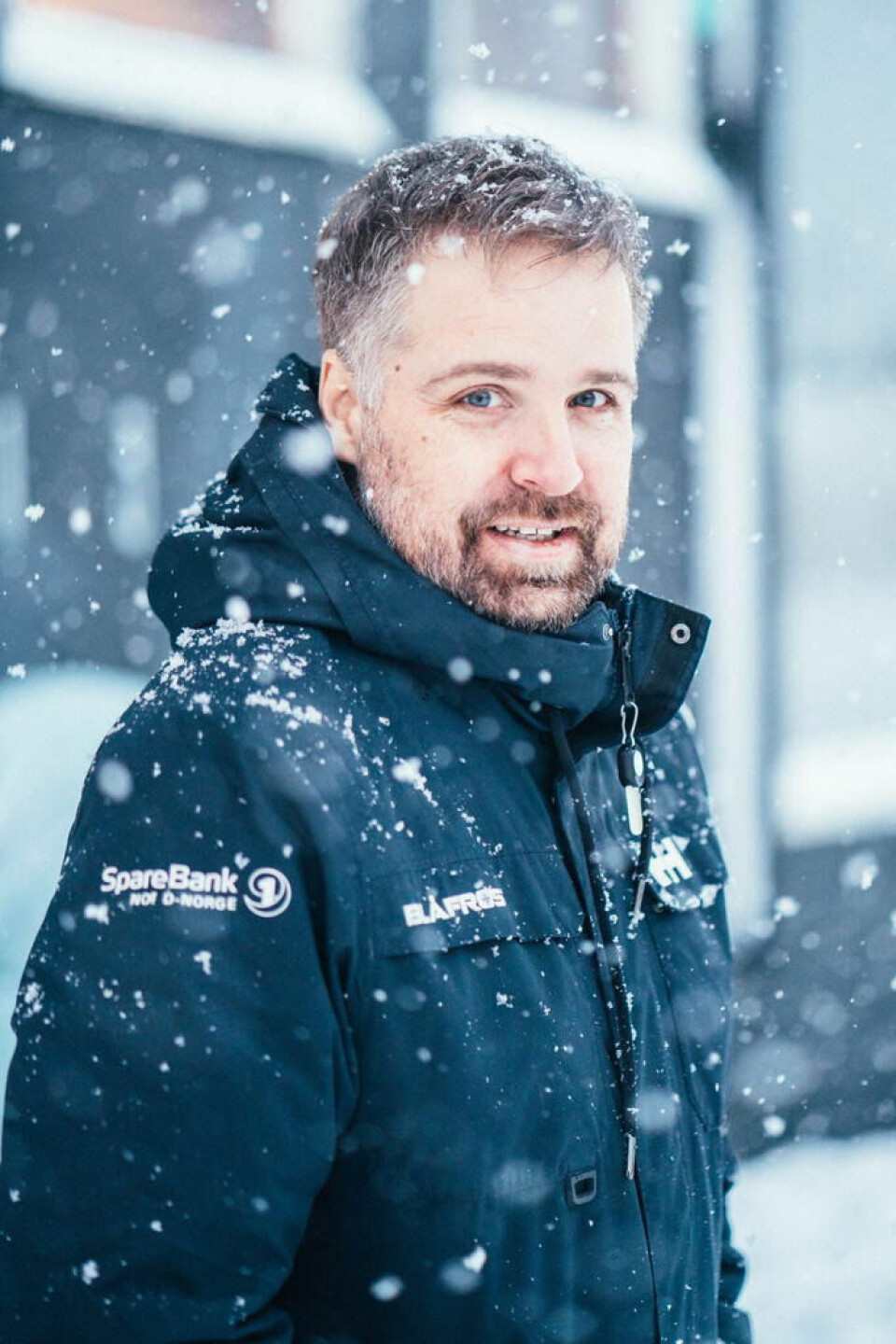 FIKK TAKSTEN FRA AVIS. Festivalsjef Øivind Holthe hadde ikke hørt noe om taksten på Slipen scene før Avisa Nordland presenterte den for han. FIKK TAKSTEN FRA AVIS. Festivalsjef Øivind Holthe hadde ikke hørt noe om taksten på Slipen scene før Avisa Nordland presenterte den for han. Foto: Blåfrost