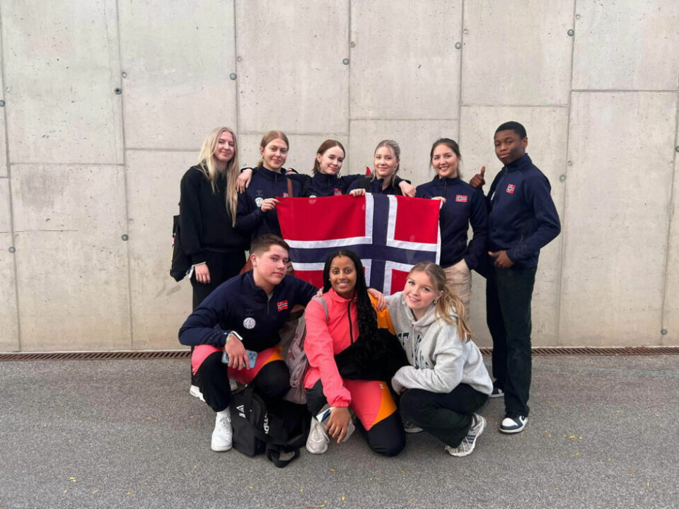 DANS FAUSKE. Her er VM-danserne fra Saltdal og Fauske. Bak fra venstre Kristin Arntzen, Mia-Ulrikke Andresen, Mariell Lutro, Nora Sakariassen Olsen, Sofie Tomine Hansen og Gabriel Trond Doboyou jr. Foran fra venstre Brian Aanensen, Evenezer Tsegay og Linnea Viola Øyen-Holthe DANS FAUSKE. Her er VM-danserne fra Saltdal og Fauske. Bak fra venstre Kristin Arntzen, Mia-Ulrikke Andresen, Mariell Lutro, Nora Sakariassen Olsen, Sofie Tomine Hansen og Gabriel Trond Doboyou jr. Foran fra venstre Brian Aanensen, Evenezer Tsegay og Linnea Viola Øyen-Holthe Foto: Dans Fauske