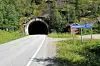 SKAL UTBEDRES. Middagsfjellet tunnel på E6 i Sørfold er en av tunnelene som trenger utbedring. Foto: Arild Bjørnbakk