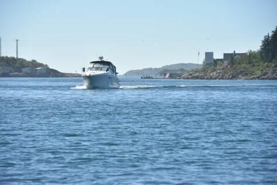 BÅTLIV. Om Sommeren er det populært å ferdes til sjøs, også når man vil på handletur. BÅTLIV. Om Sommeren er det populært å ferdes til sjøs, også når man vil på handletur. Foto: Sylvia Bredal