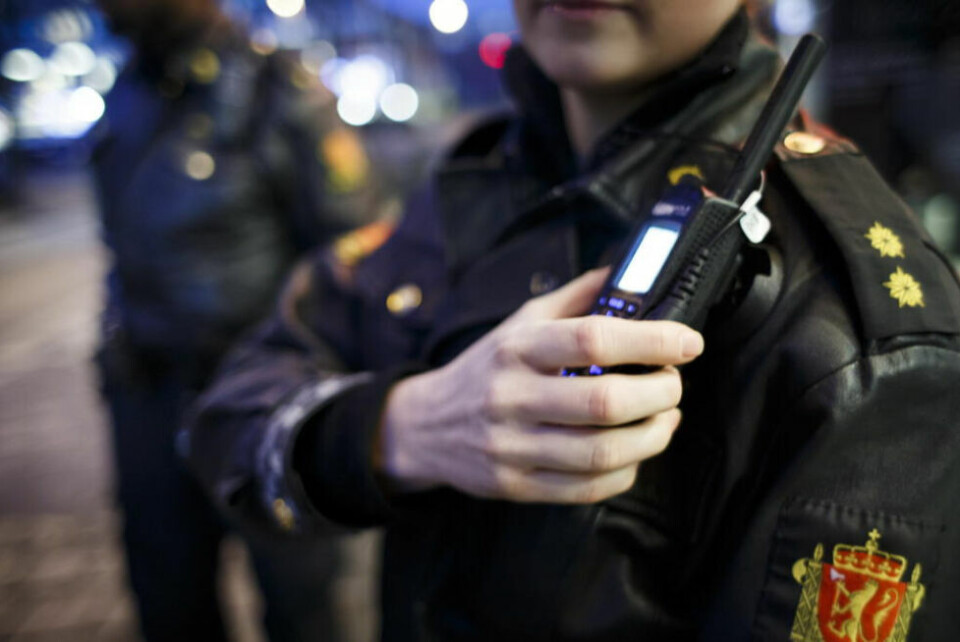 PÅ JOBB. Politipatruljen bortviste to berusede personer fra et utested på Fauske natt til søndag. PÅ JOBB. Politipatruljen bortviste to berusede personer fra et utested på Fauske natt til søndag. Foto: NTB
