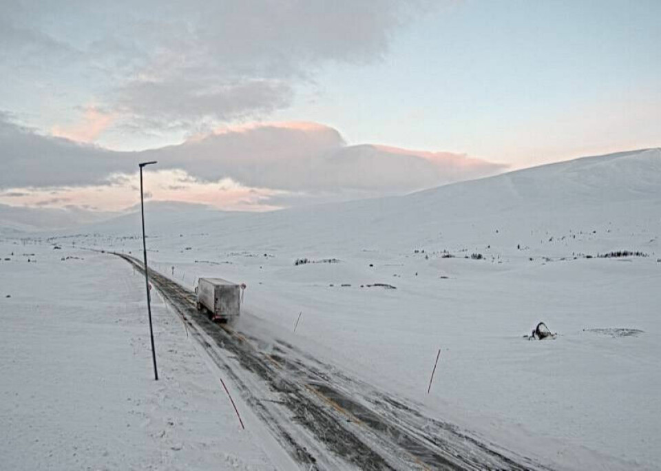 Advarer bilistene - fjellovergang kan bli stengt på kort varsel Foto: Webkamera, Statens vegvesen