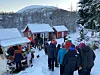 KALD FORNØYELSE. Frosten skremte trolig bort en del potensielle gjester fra julemarkedet hos Skogfrua i år, men de som kom fikk en fin opplevelse. Alle foto: Eva S. Winther