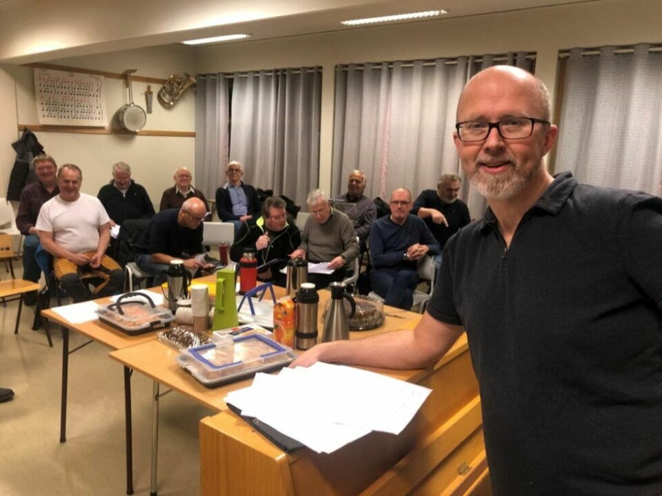 SPENNENDE. Dirigent Ole Bøhlerengen i Saltdal Mannskor forteller om en rekordstor entusiasme i koret for materialet som skal framføres. SPENNENDE. Dirigent Ole Bøhlerengen i Saltdal Mannskor forteller om en rekordstor entusiasme i koret for materialet som skal framføres. Foto: Helge Simonsen