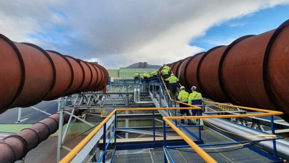 STORE DIMENSJONER. Det skal gjenvinnes energi tilsvarende 15.000 hussander i det nye anlegget på Elkem Salten, og da blir det svære dimensjoner over rør og annet utstyr. STORE DIMENSJONER. Det skal gjenvinnes energi tilsvarende 15.000 hussander i det nye anlegget på Elkem Salten, og da blir det svære dimensjoner over rør og annet utstyr. Foto: Elkem Salten