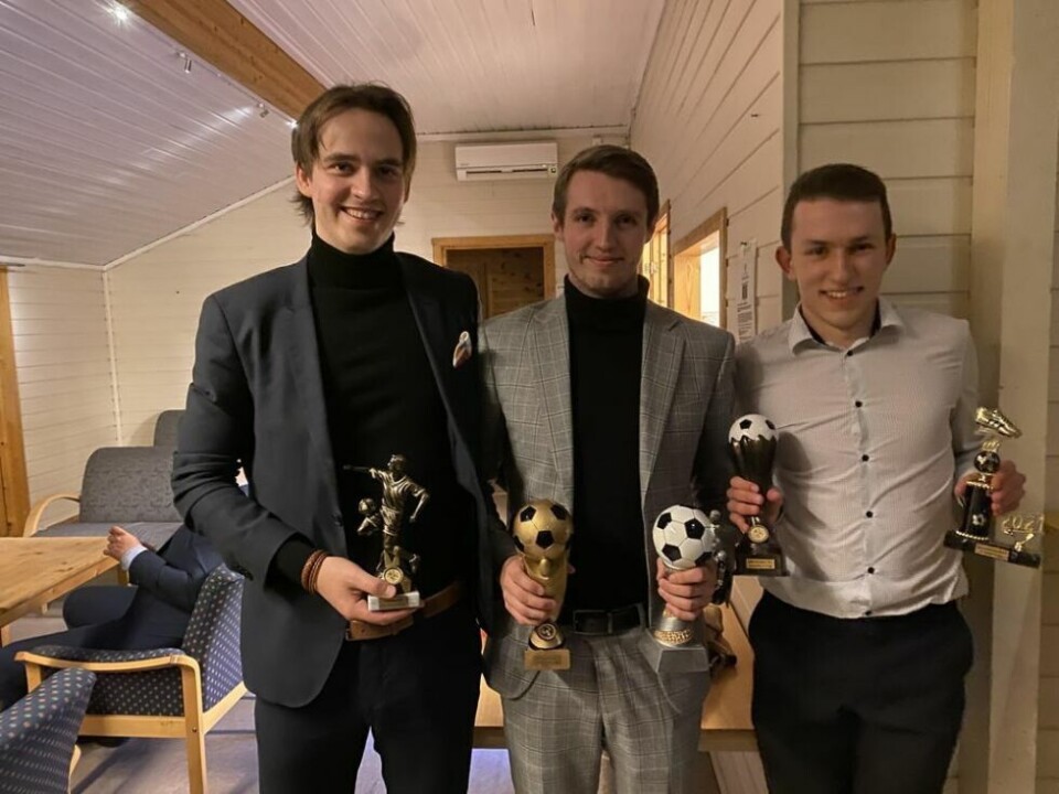 PRISVINNERE. Petter Setså, Joakim Moen Lund og Herman Monssen ble hedret på Fauske/Sprint sin sesongavslutning. PRISVINNERE. Petter Setså, Joakim Moen Lund og Herman Monssen ble hedret på Fauske/Sprint sin sesongavslutning. Foto: Fauske/Sprint