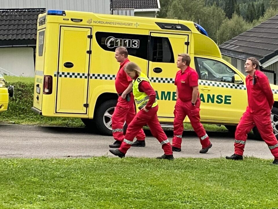 Ambulansefagarbeidere i Beiarn, Bjørn Lauklslett (50), Hege Skoglund (38), Jostein Skinnvollen (39), Jann-Andreas Johannessen (41). Ambulansefagarbeidere i Beiarn, Bjørn Lauklslett (50), Hege Skoglund (38), Jostein Skinnvollen (39), Jann-Andreas Johannessen (41). Foto: Kenneth Strømsvåg