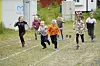 LØP. Her er det full fart. Fra venstre Ida Bentsen, Johanna Hopstad Kuhmunen, Sondre Hansen, Mian Olander Kuhmunen som hadde kommet helt fra Kautokeino, Vilma Hansen, Linja Miller og Leonel Aasen. Foto: Robert S. Bentsen