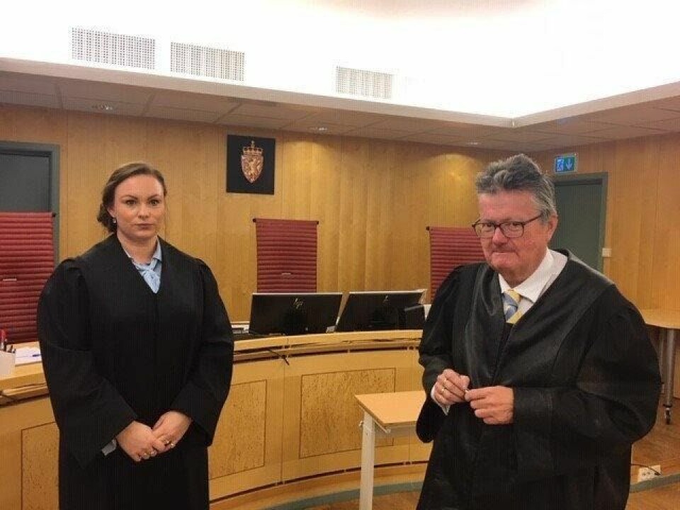 GROV VOLD. Politiadvokat Susanne Kobro la ned påstand om fireog tre måneder i fengsel for de to mennene fra Fauske. Mens forsvarer Tor Haug gikk for frifinnelse. GROV VOLD. Politiadvokat Susanne Kobro la ned påstand om fireog tre måneder i fengsel for de to mennene fra Fauske. Mens forsvarer Tor Haug gikk for frifinnelse.