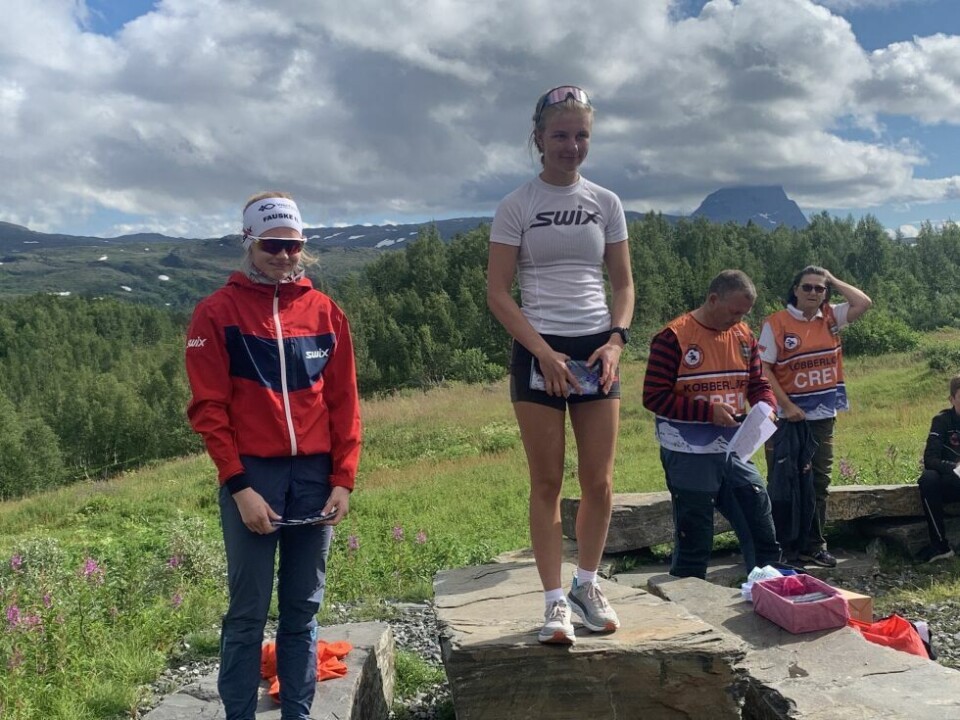 Marte Alstad-Larsen og Marie Risvoll Amundsen var de to raskeste jentene opp til Jakobsbakken. Marte Alstad-Larsen og Marie Risvoll Amundsen var de to raskeste jentene opp til Jakobsbakken. Foto: Espen Johansen