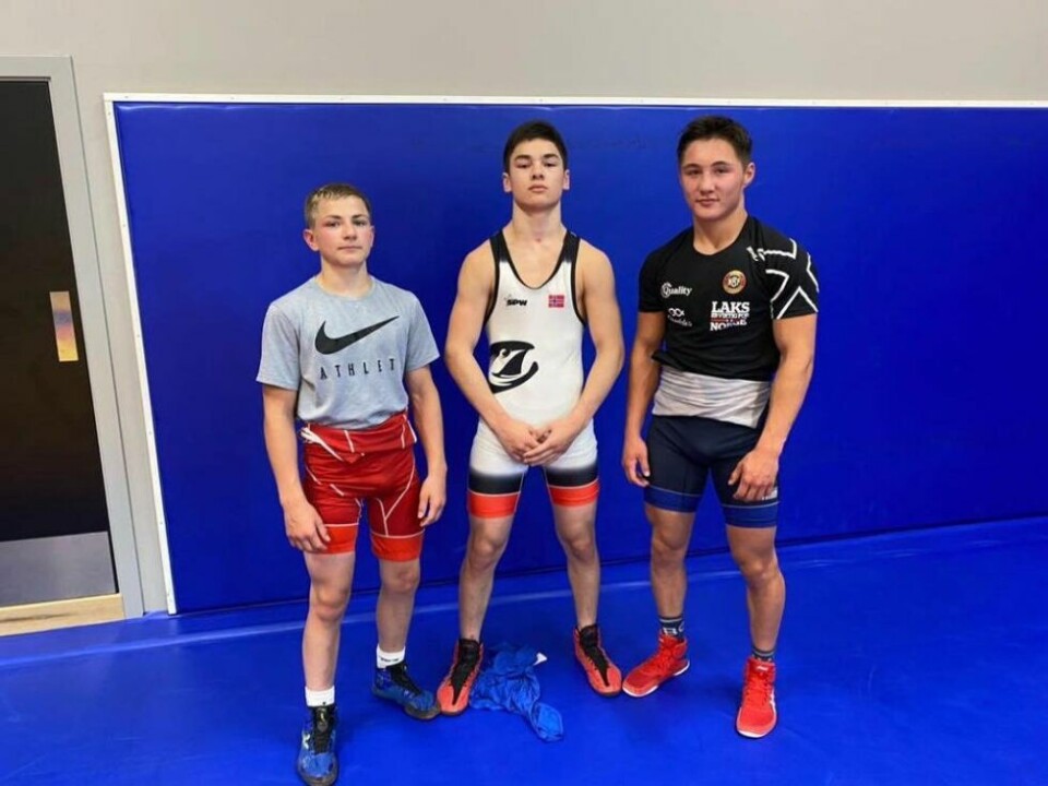 TRENER. Tobias Larsen, Magne Dahl og Benjamin Hansen fra Fauske atletklubb har vært på landslagssamling i bryting i Oslo de siste dagene. TRENER. Tobias Larsen, Magne Dahl og Benjamin Hansen fra Fauske atletklubb har vært på landslagssamling i bryting i Oslo de siste dagene. Foto: Bryteforbundet