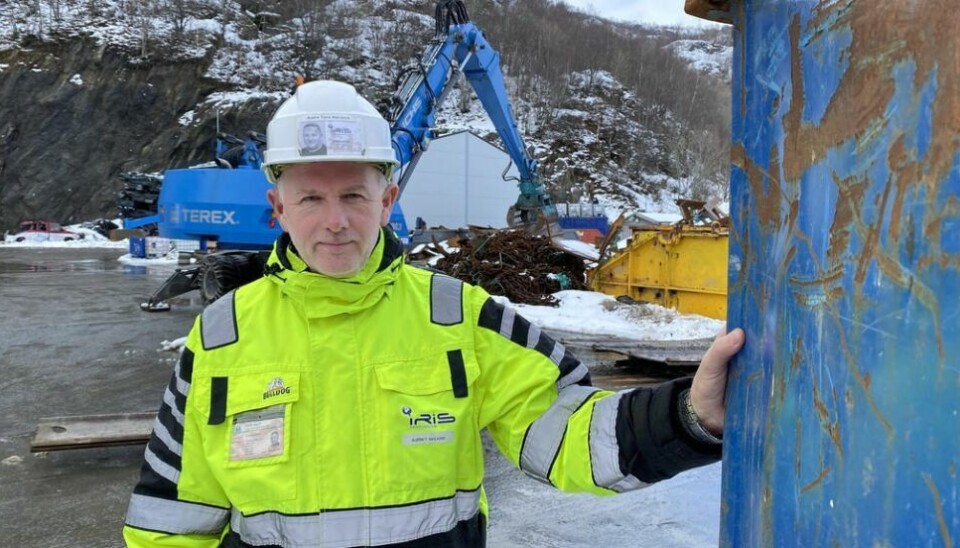 PLASS TIL FLERE. Produksjonssjef Bjørn Tore Navjord i Iris Produksjon fortviler over at så få ungdommer ønsker å bli lærling i bedrifter. Han håper på mer respons når myndighetene nå letter på korona-tiltakene. PLASS TIL FLERE. Produksjonssjef Bjørn Tore Navjord i Iris Produksjon fortviler over at så få ungdommer ønsker å bli lærling i bedrifter. Han håper på mer respons når myndighetene nå letter på korona-tiltakene. Foto: Arnt E. Pedersen
