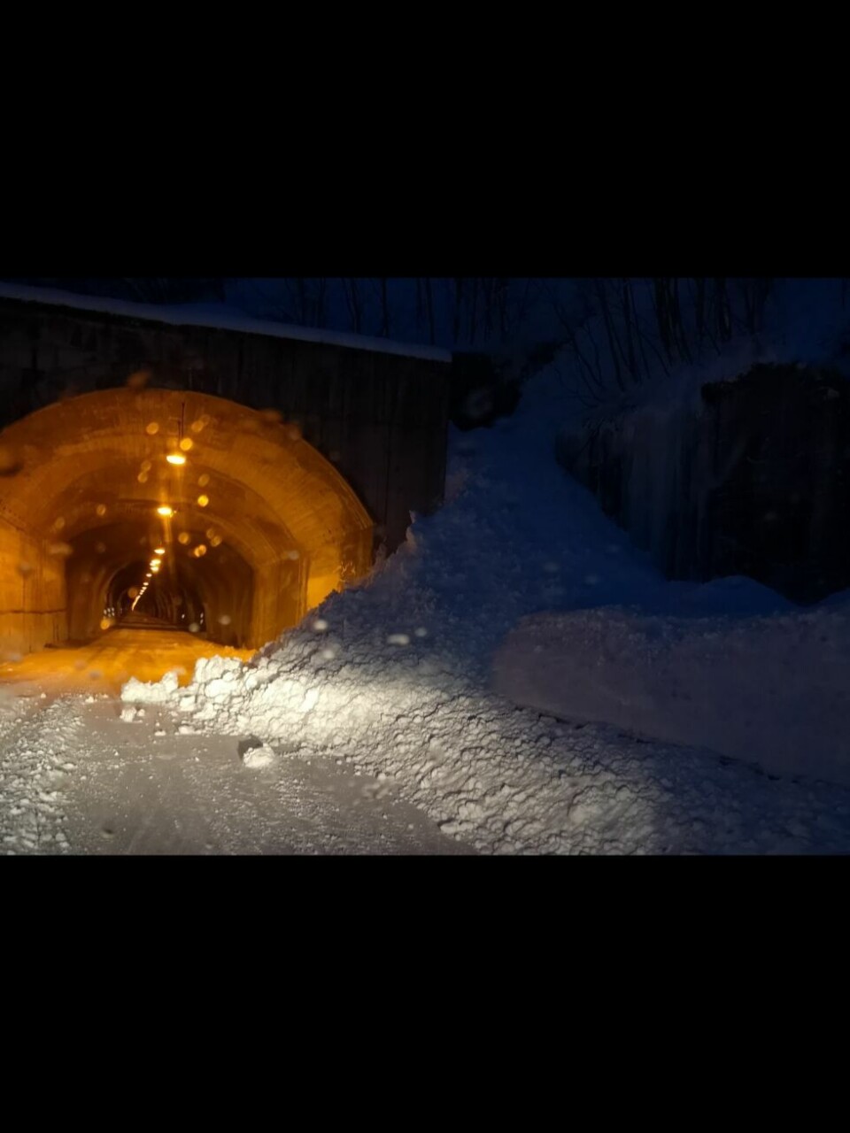 Snøras ved Hårskolten tunnel. Snøras ved Hårskolten tunnel. Foto: SP-tipser